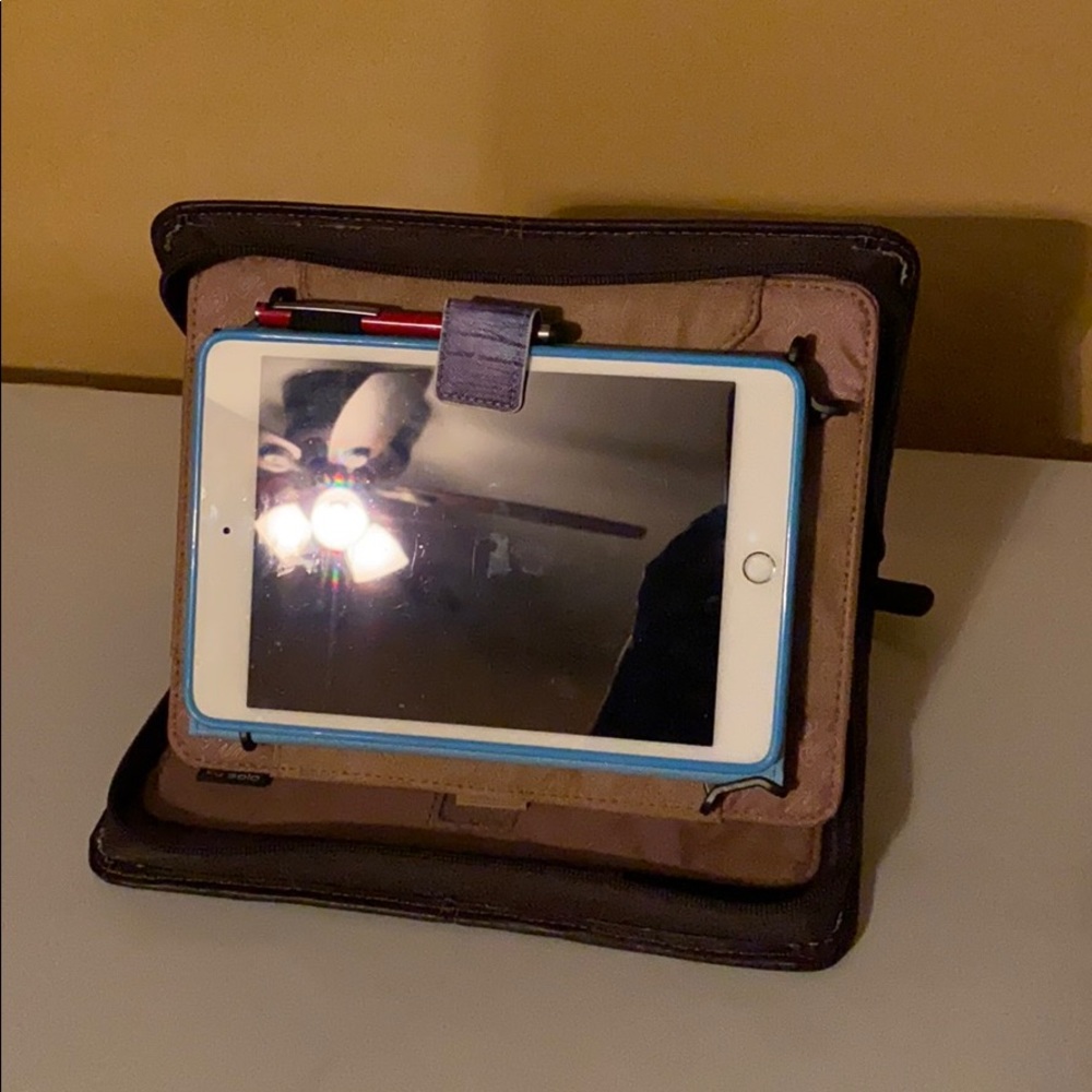 Leather Tablet holder HOLDS 10-11 inch tablet